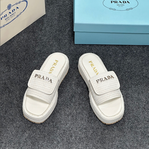 Open image in slideshow, P STYLE PLATFORM SUMMER LOGO WOVEN SANDALS (SIZES 35-42)
