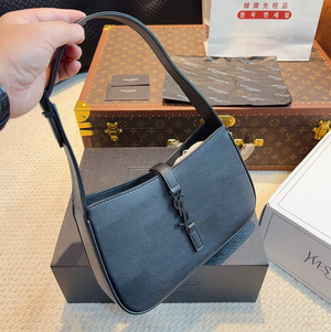 Open image in slideshow, Y STYLE LEATHER CLASSIC FIT HANDBAG (24CM SIZE)

