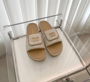Open image in slideshow, C STYLE TWEED DETAIL WOVEN SLIPPERS (SIZES 35-40)
